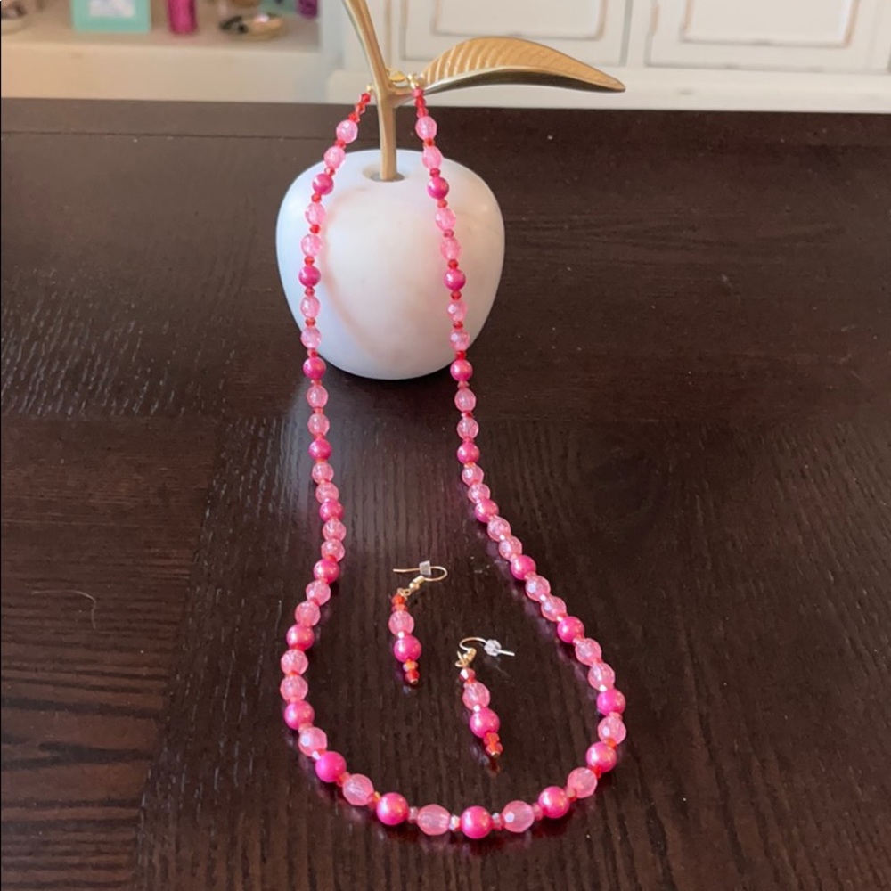 L’maour Necklace and Earring Set